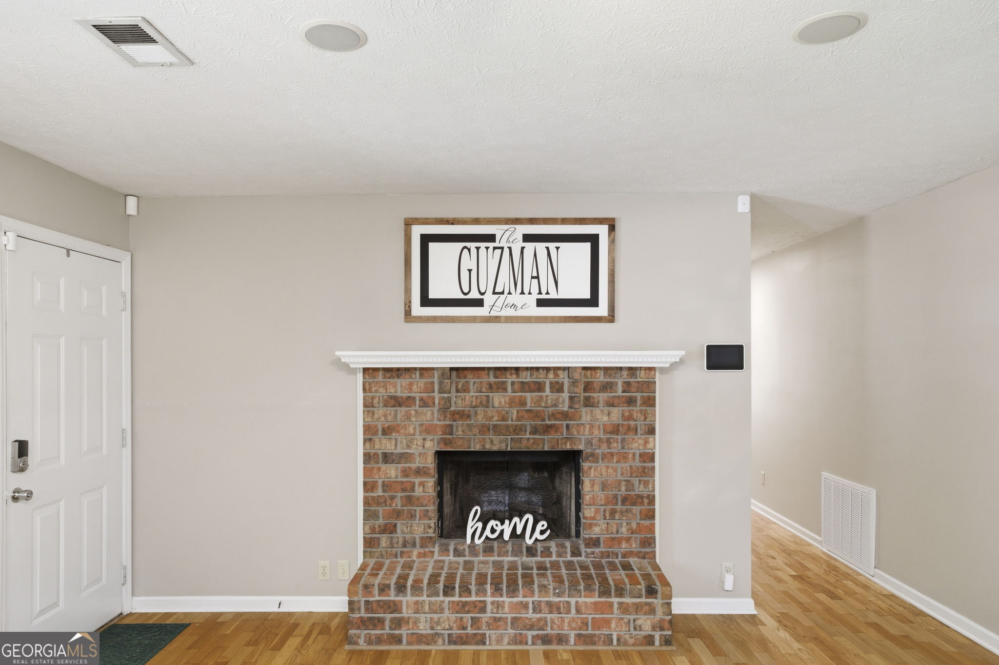 123 Pine Bower DR NW