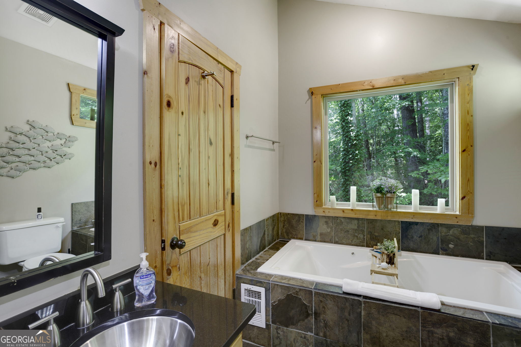Kells Ridge Creek - Residential