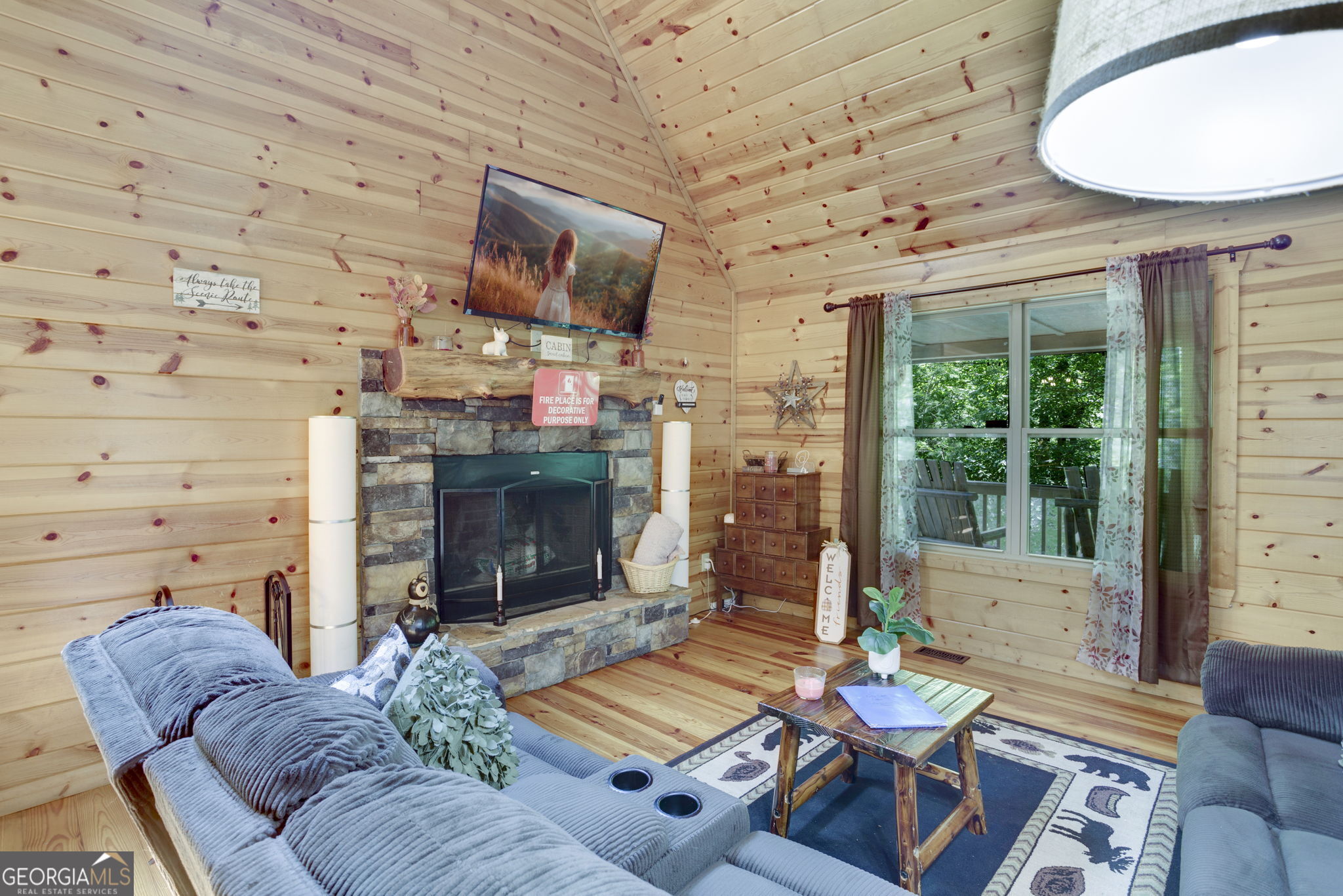 Kells Ridge Creek - Residential
