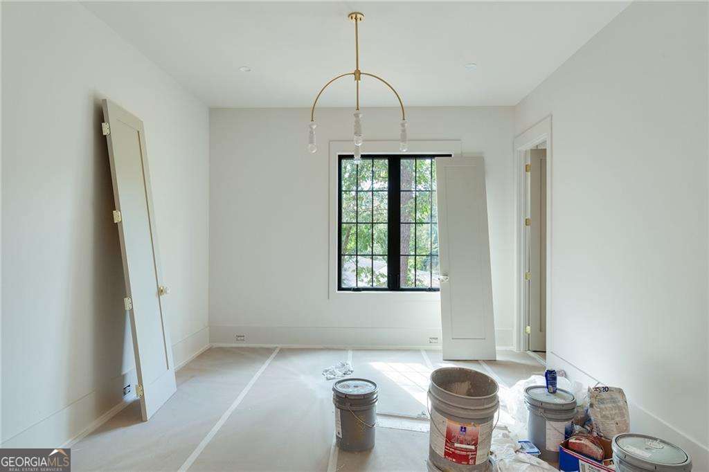 Sandy Springs - Residential