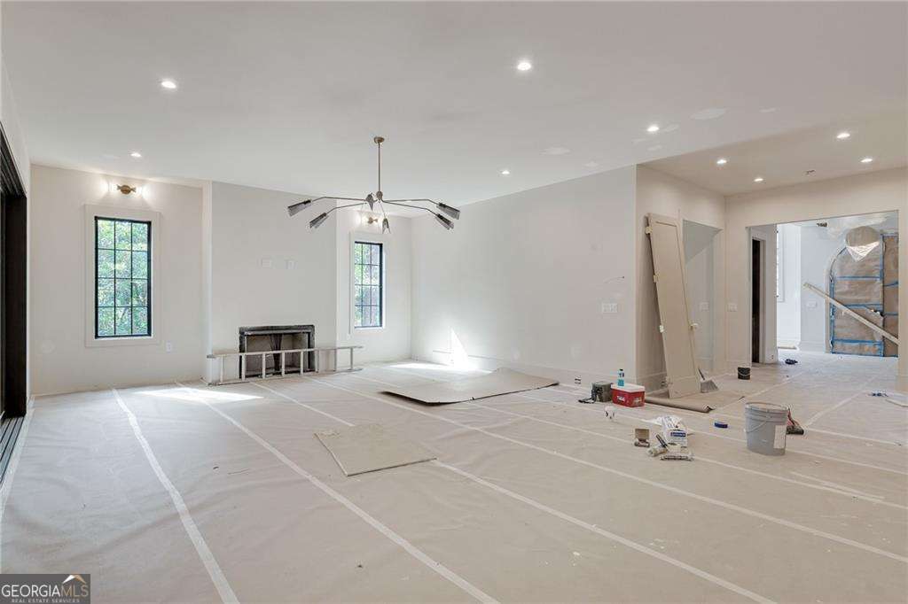 Sandy Springs - Residential