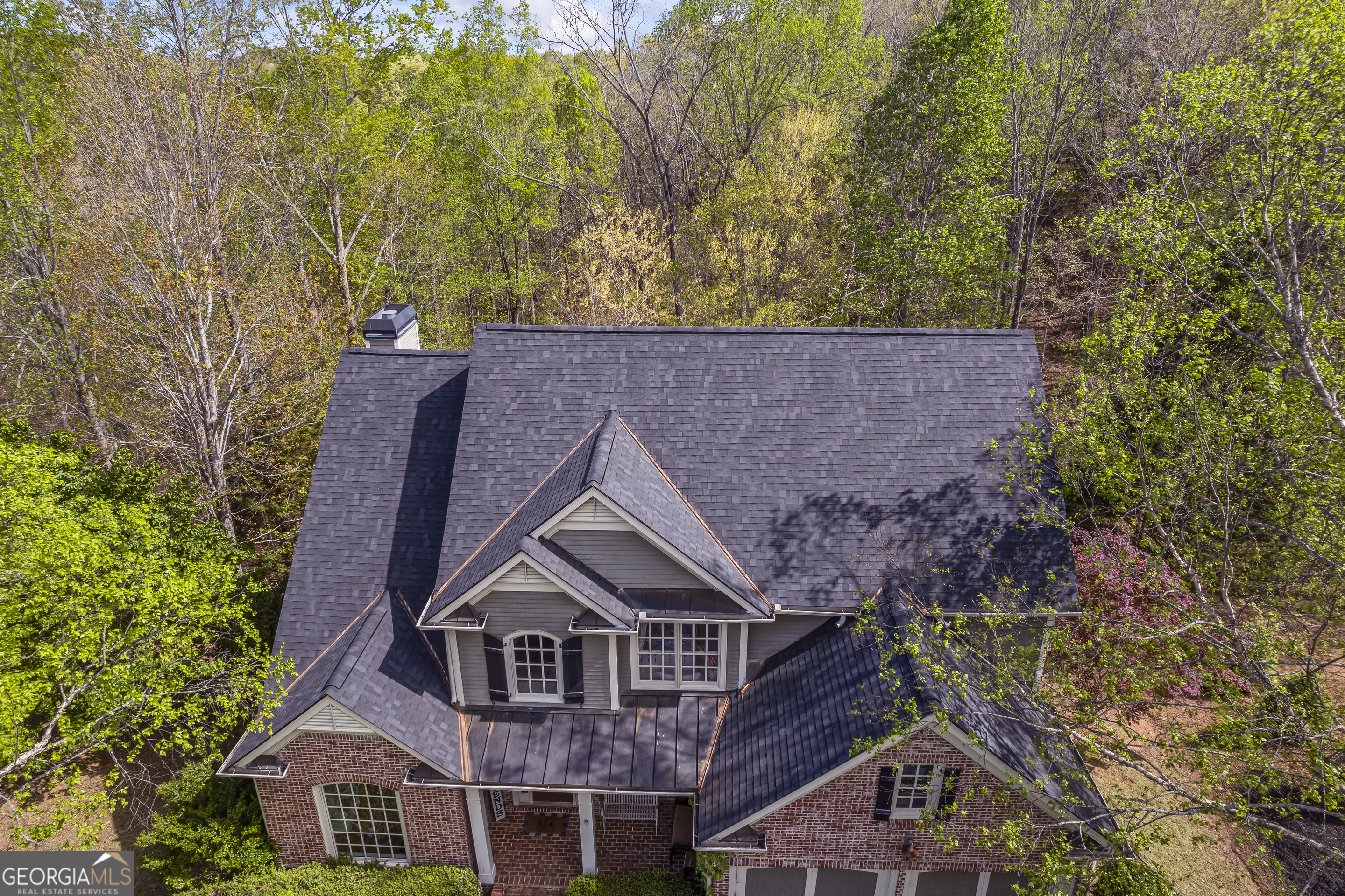 135 Scarlet Oak LN