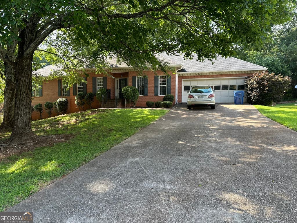 Photo of 823 Austin Court, Lawrenceville, GA 30046 (MLS # 10785579)