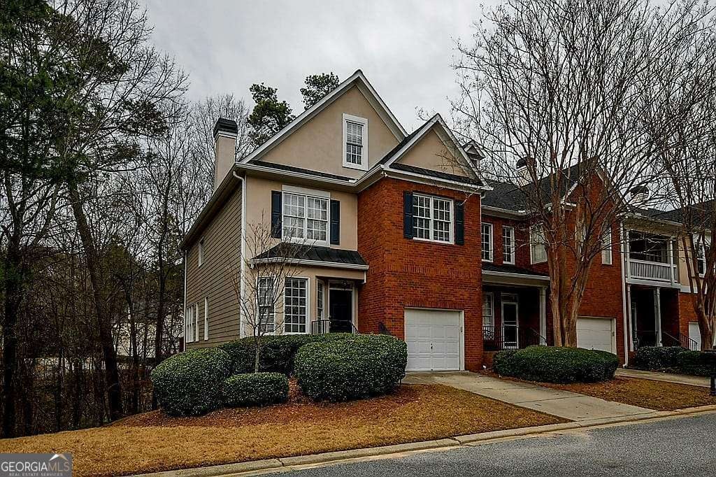 2436 Leaf Hollow CT SE