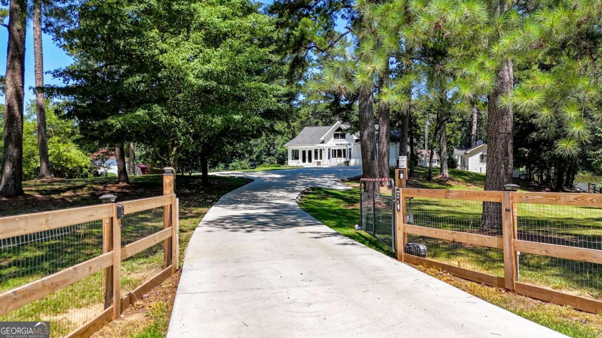 197 Big Springs RD SE