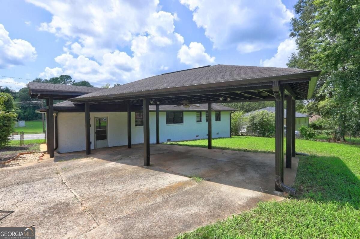 970 Oglethorpe AVE