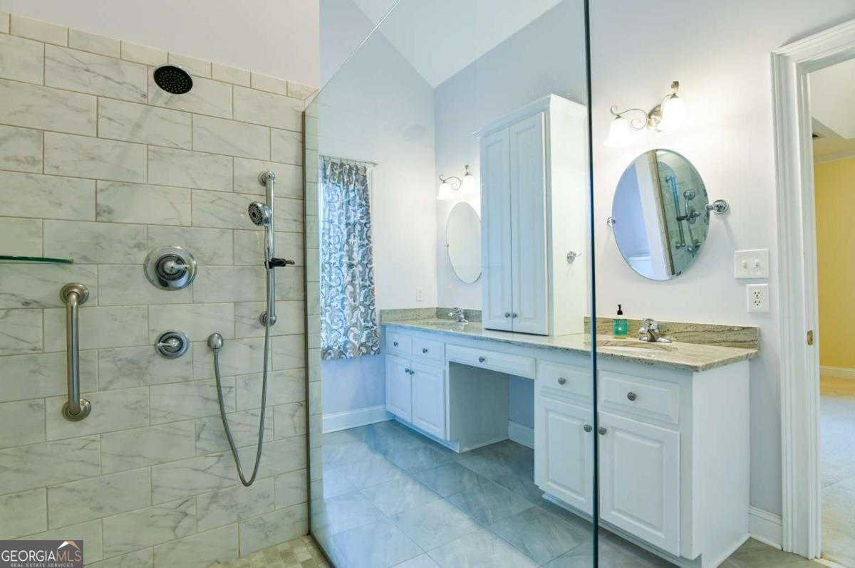 Athens, Georgia 30605, United States, 3 Bedrooms Bedrooms, ,2 BathroomsBathrooms,Residential,Active,253170