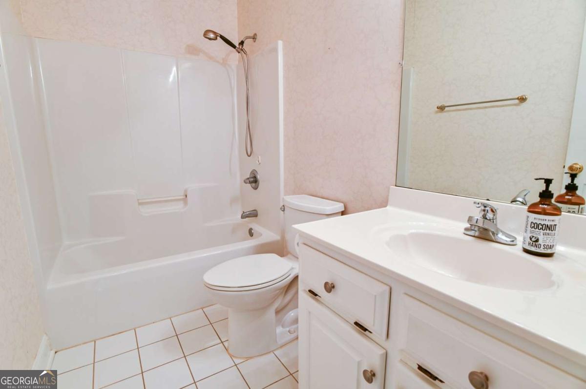 Athens, Georgia 30605, United States, 3 Bedrooms Bedrooms, ,2 BathroomsBathrooms,Residential,Active,253170