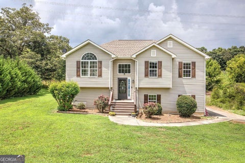 Photo of 258 Hunters Crossing SE, Calhoun, GA 30701 (MLS # 10824234)