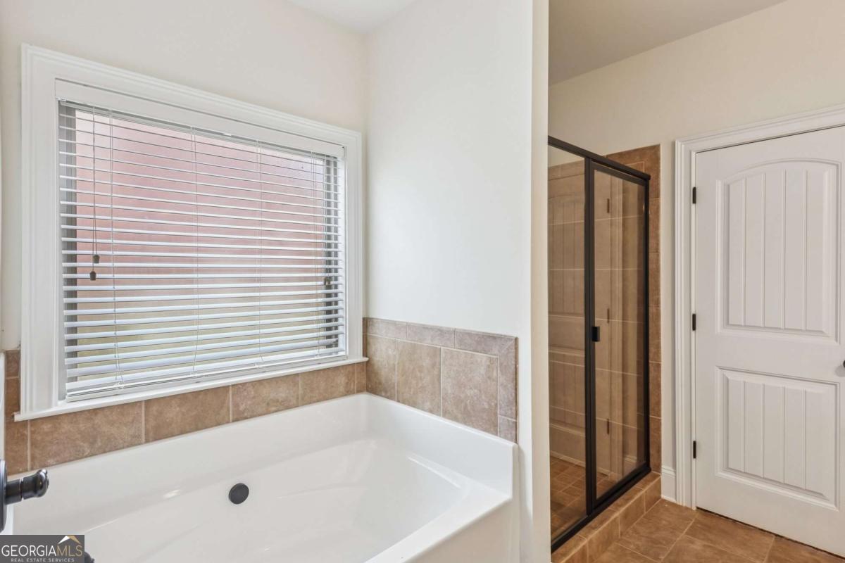 The Estates at Mountain View - Residential