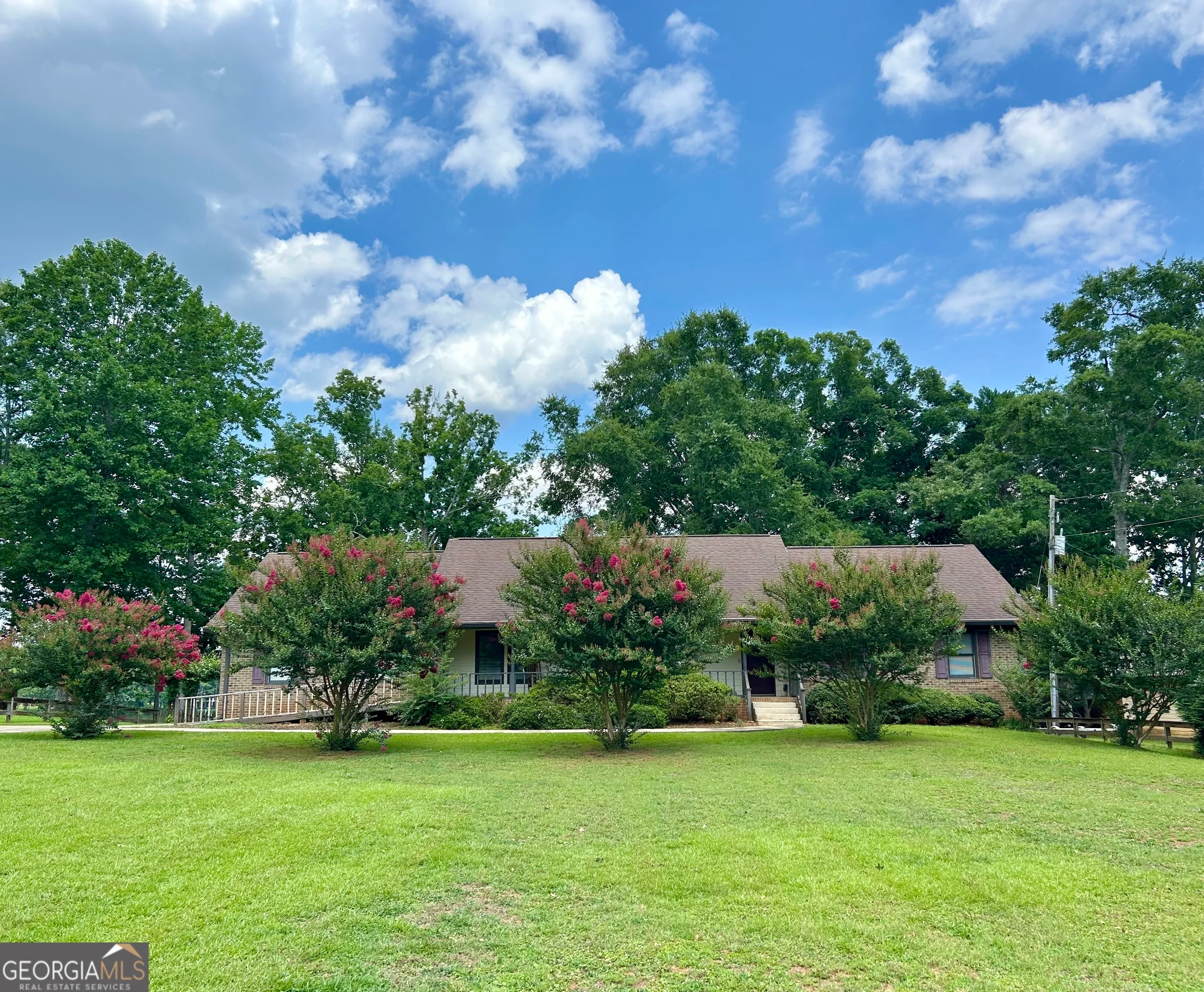 1070 Carpenter Lane