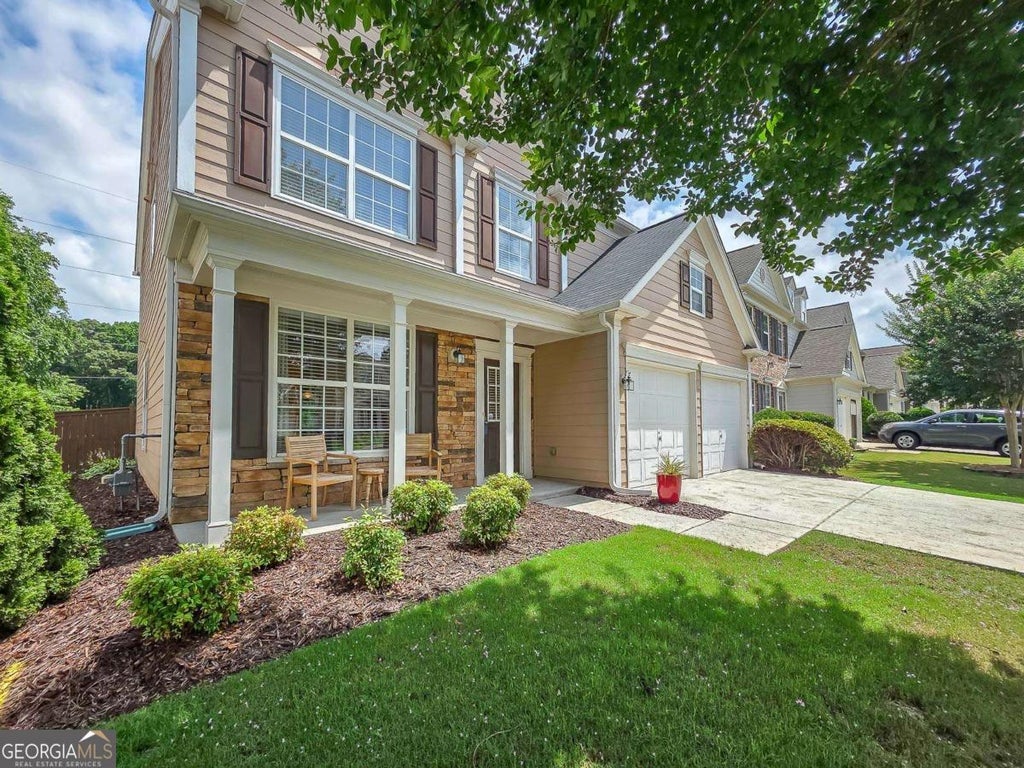 Photo of 9025 Friarbridge Drive, Suwanee, GA 30024 (MLS # 10788364)