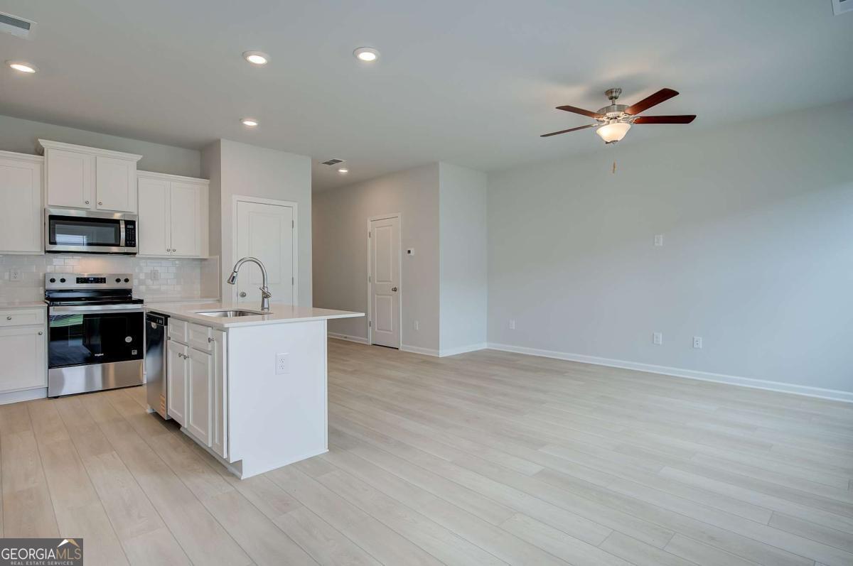 Avery Landing - Residential