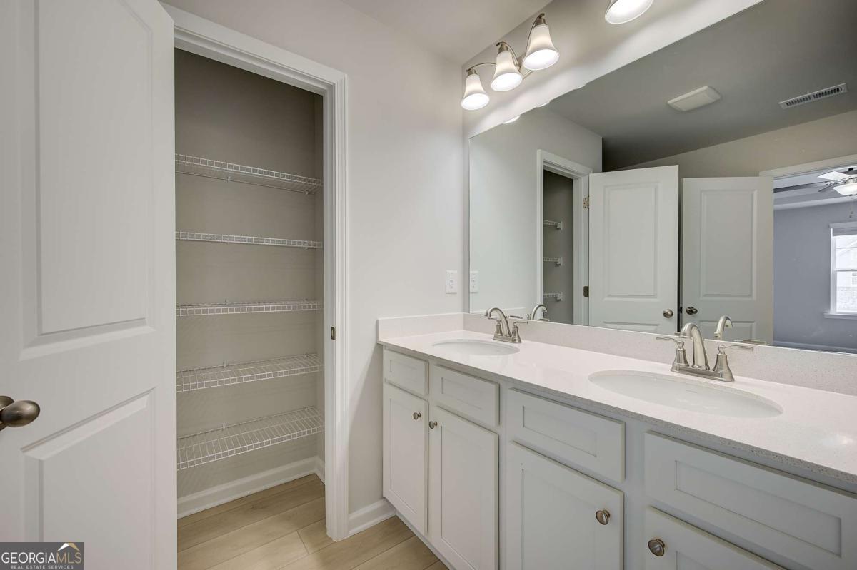 Avery Landing - Residential