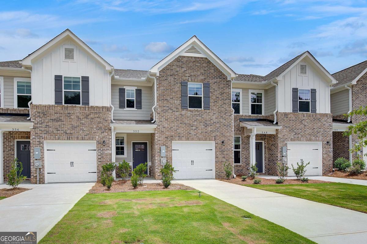 Avery Landing - Residential