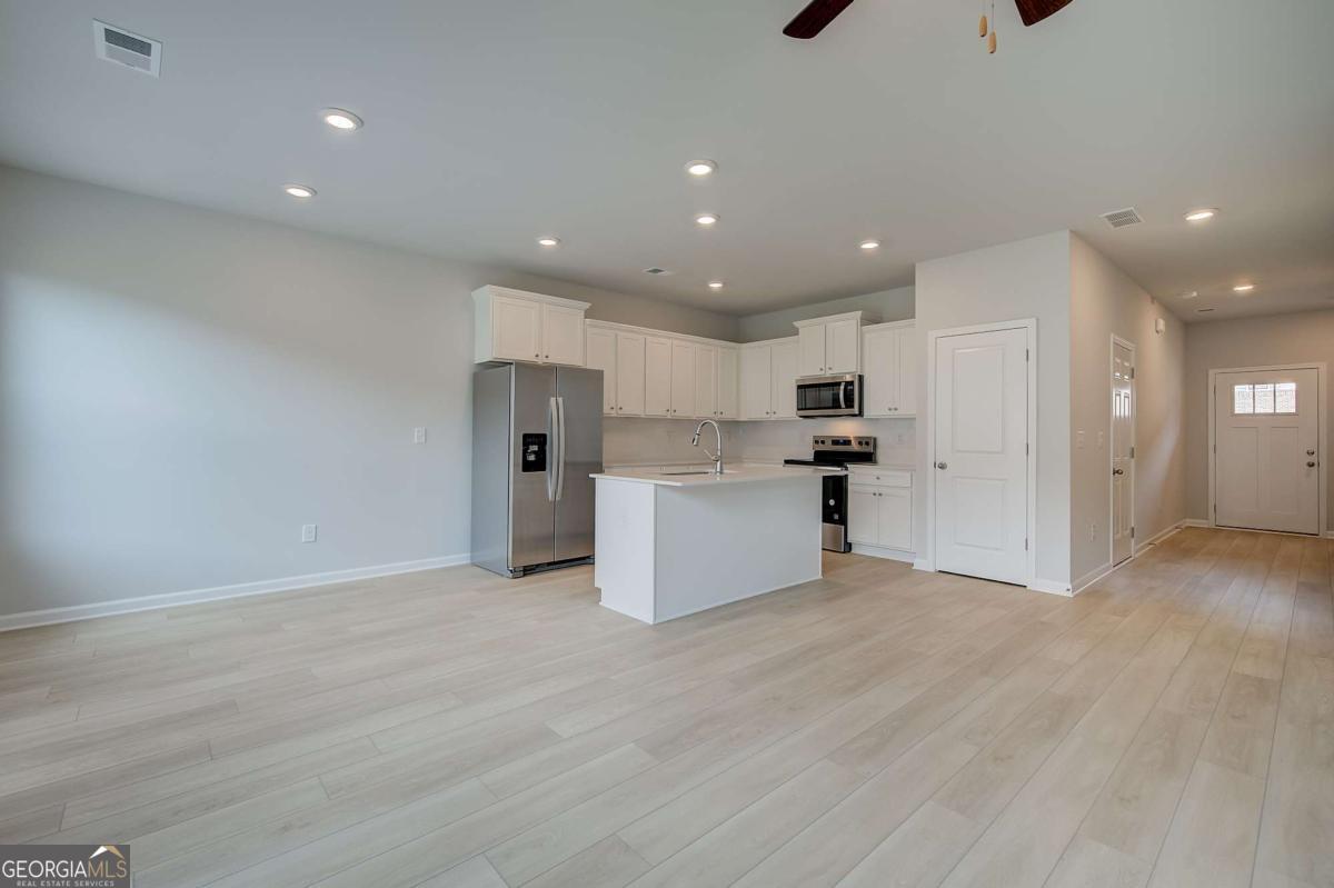 Avery Landing - Residential