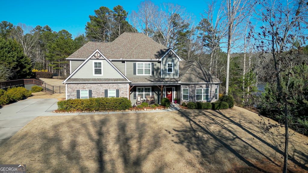Photo of 201 Country Lake Drive, Senoia, GA 30276 (MLS # 10696028)