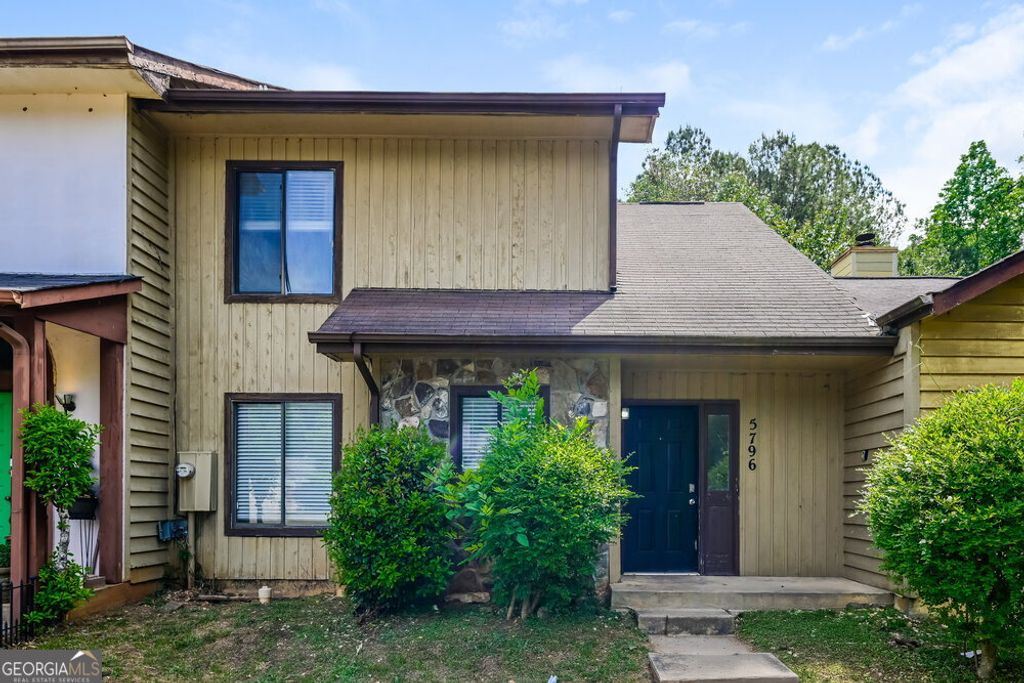 Photo of 5796 Trent Walk Drive, Lithonia, GA 30038 (MLS # 10757073)