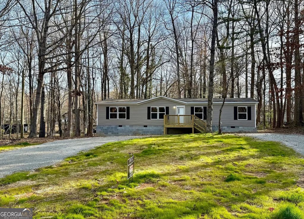 Photo of 53 Holiday Drive, Carrollton, GA 30116 (MLS # 10654546)