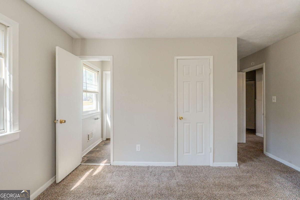 6050 Randy LN