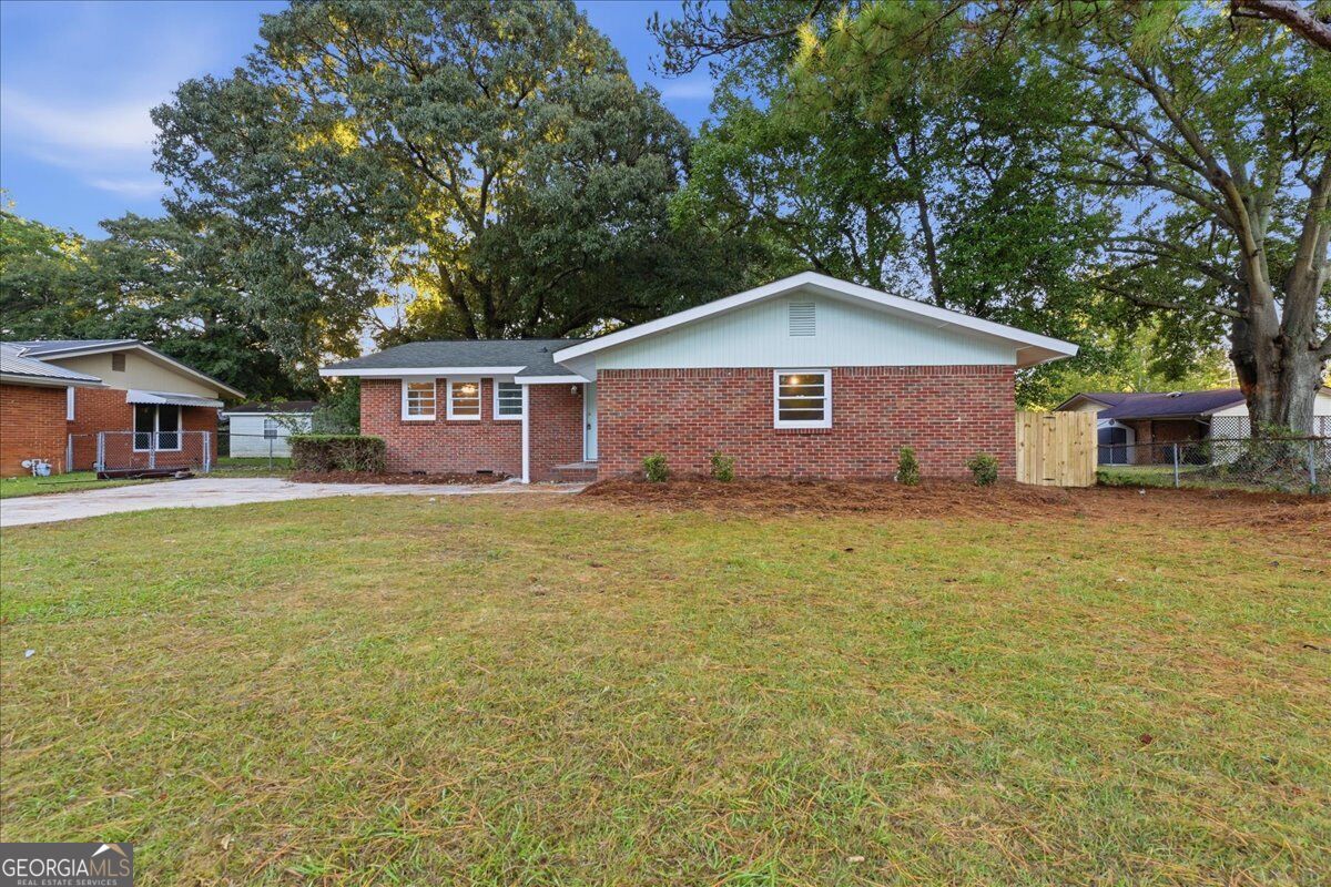 338 Mike ST
