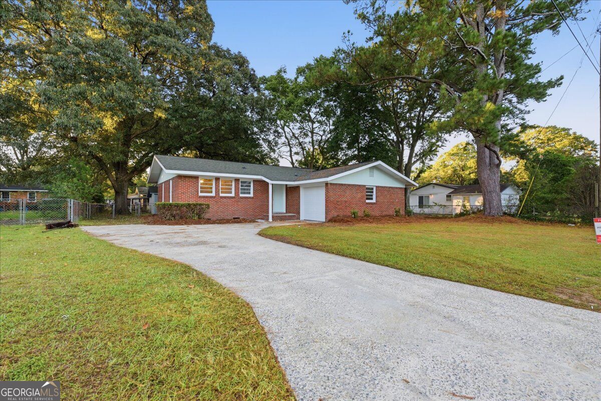 338 Mike ST