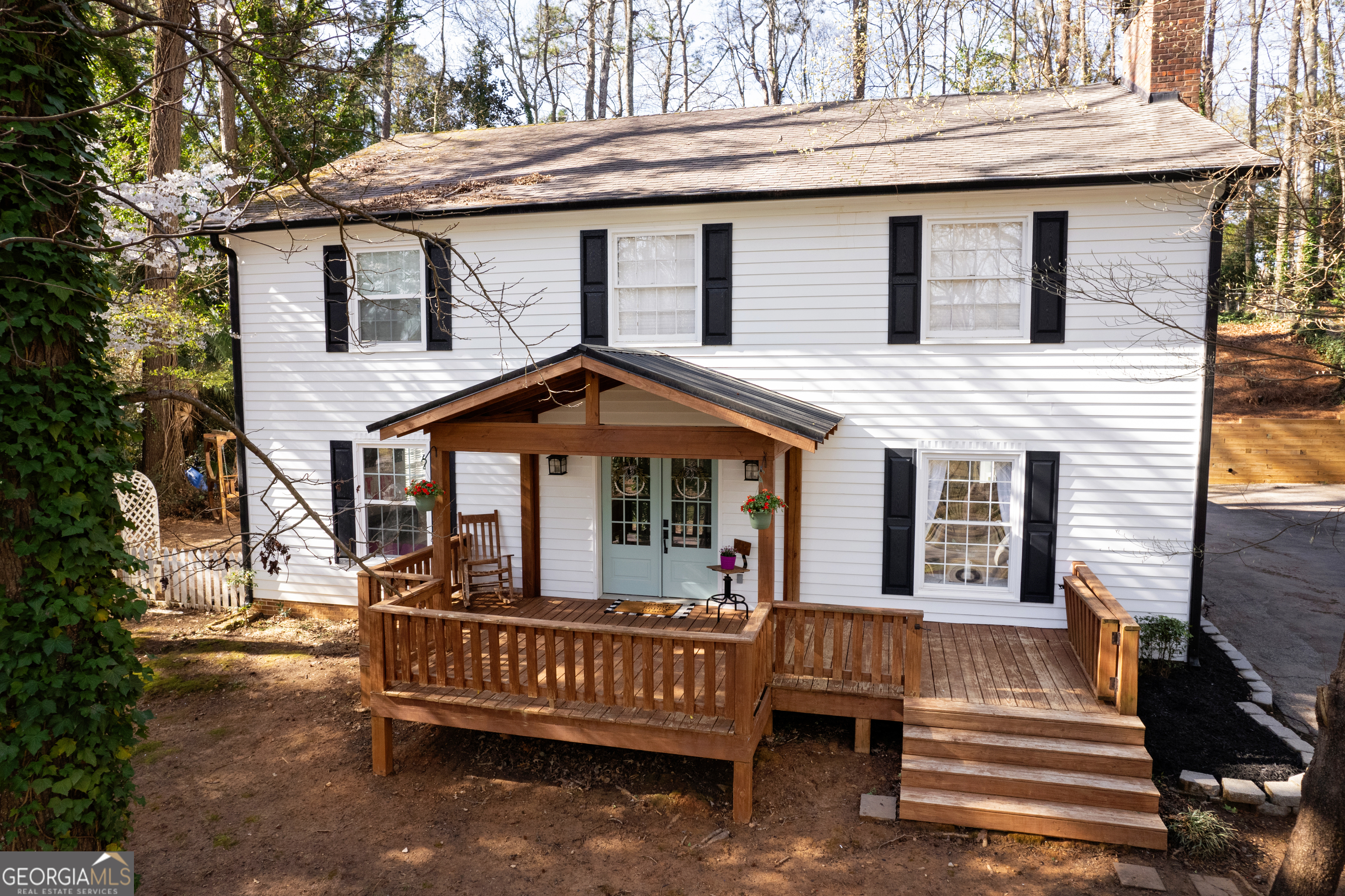 936 Springer DR