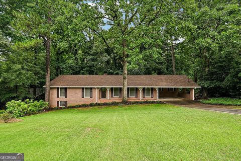 Photo of 2130 Impala Drive NE, Atlanta, GA 30345 (MLS # 10793171)