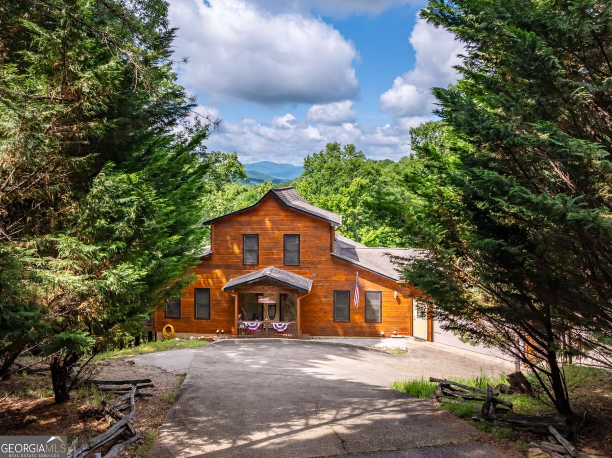 30 Shepherds LN