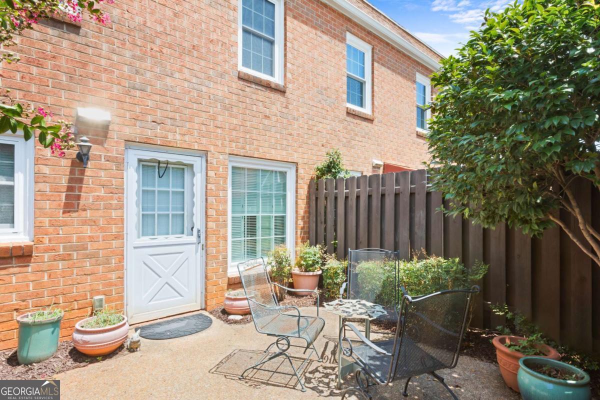 205 Georgetown DR
