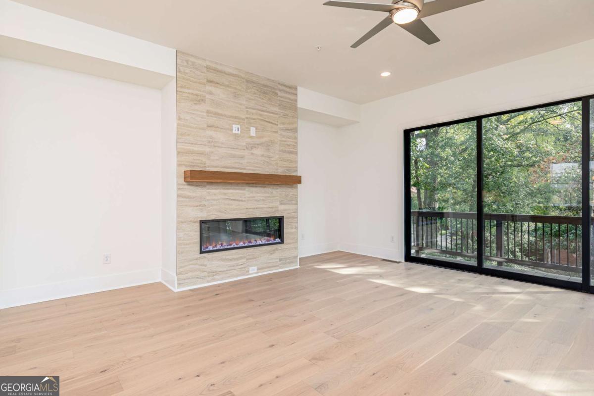 2184 Crestview DR 56