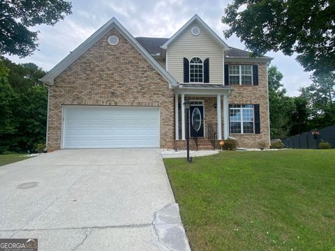 Single Family Residence in Loganville GA 3973 Maple Tree Lane.jpg