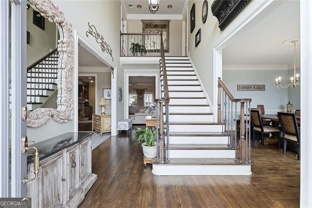 3331 Aylesbury Court