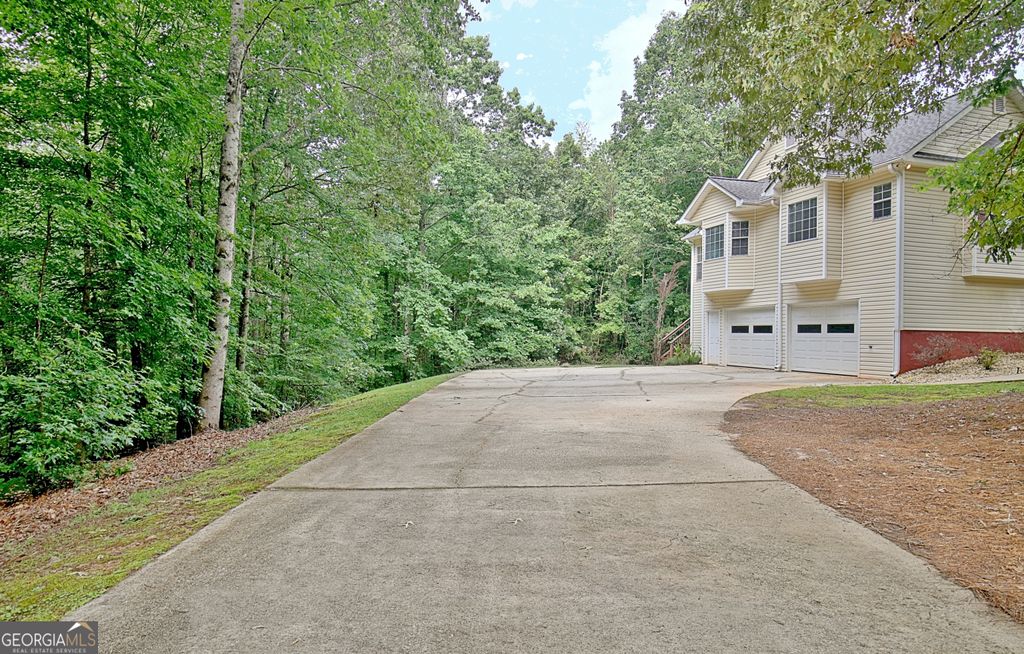 Photo of 4135 Coursey Lake Road, Douglasville, GA 30135 (MLS # 10700652)