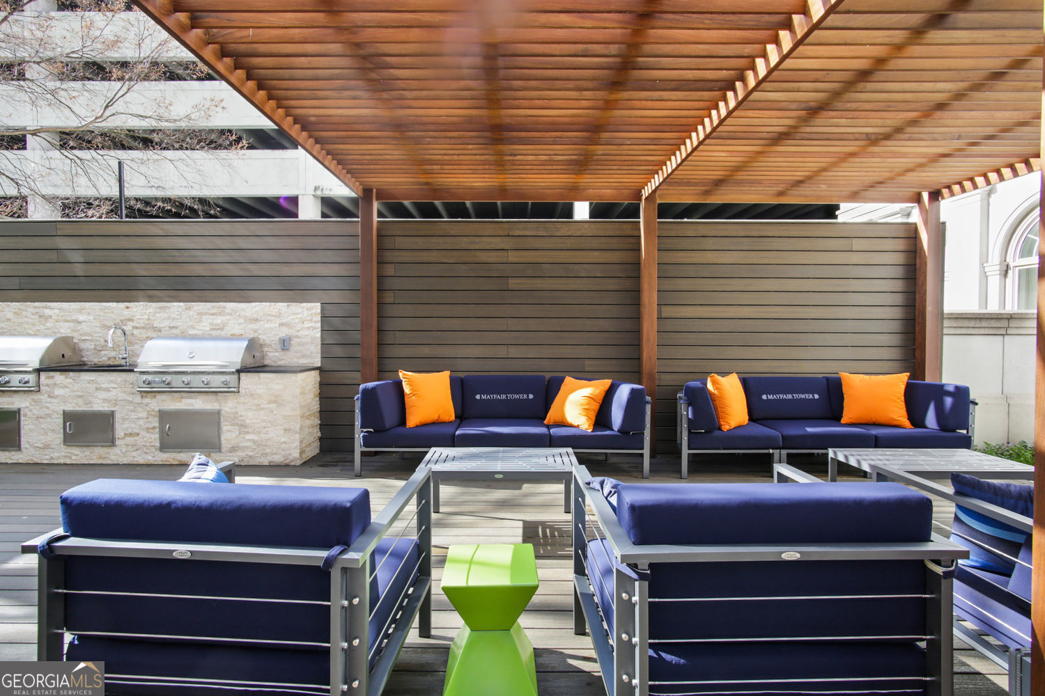 Atlanta, Georgia 30309, United States, 2 Bedrooms Bedrooms, ,2 BathroomsBathrooms,Residential,Active,184941