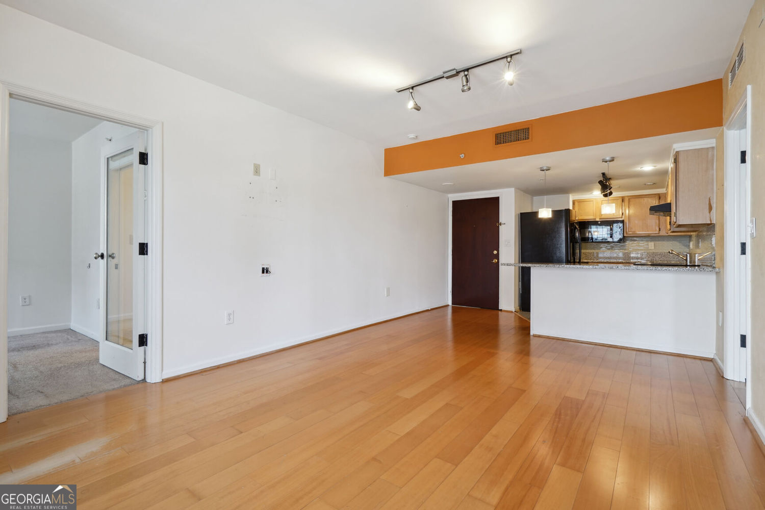 Atlanta, Georgia 30309, United States, 2 Bedrooms Bedrooms, ,2 BathroomsBathrooms,Residential,Active,184941