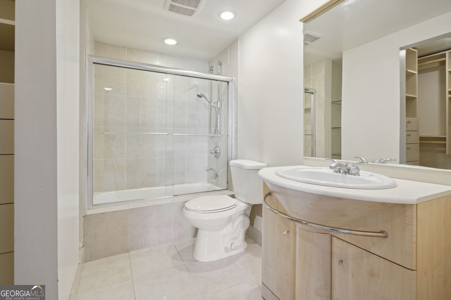 Atlanta, Georgia 30309, United States, 2 Bedrooms Bedrooms, ,2 BathroomsBathrooms,Residential,Active,184941