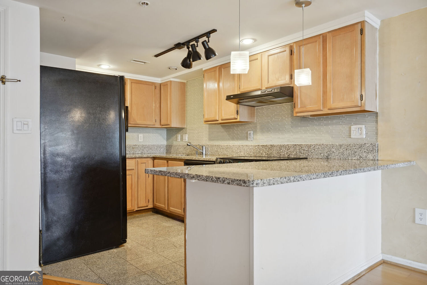 Atlanta, Georgia 30309, United States, 2 Bedrooms Bedrooms, ,2 BathroomsBathrooms,Residential,Active,184941