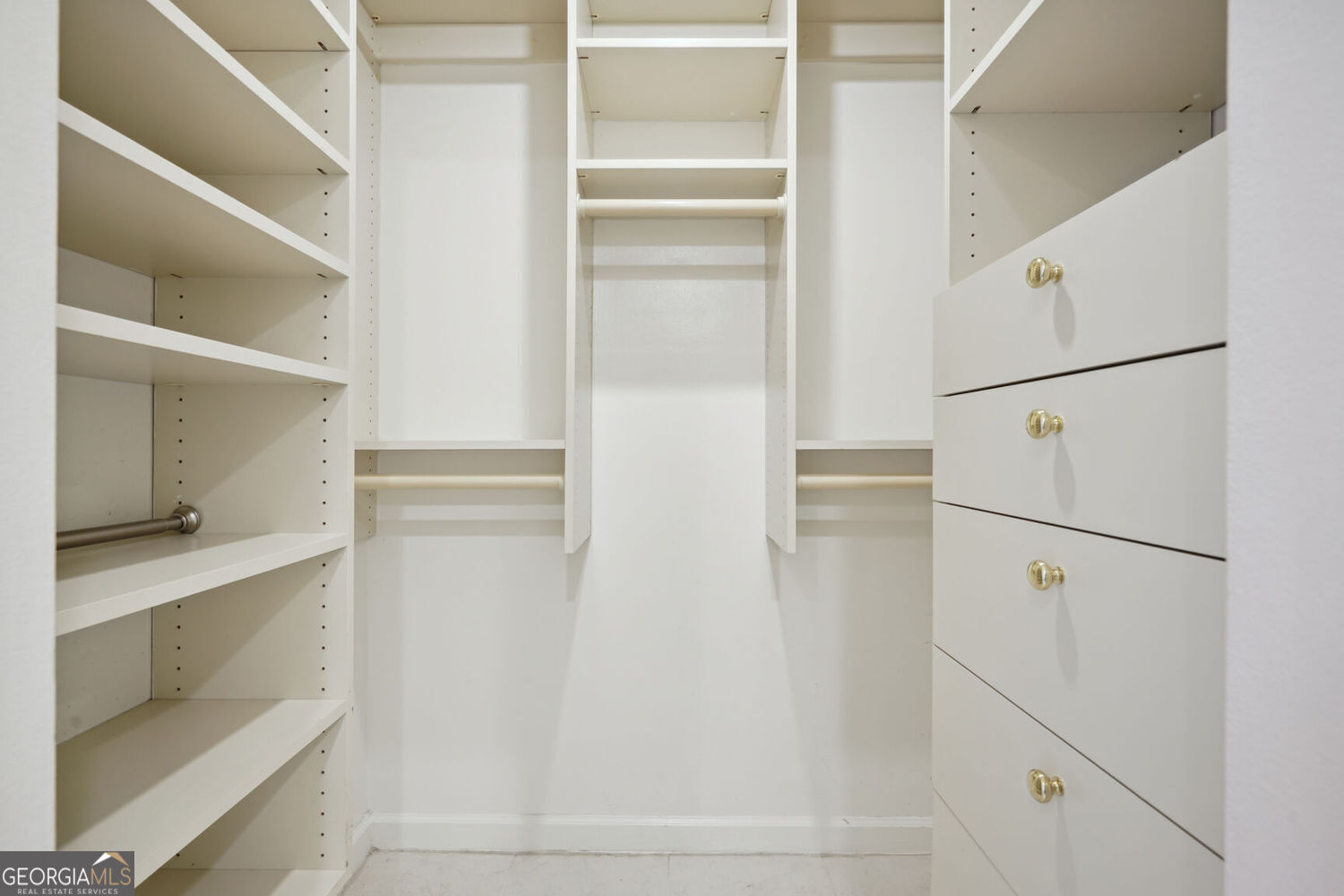 Atlanta, Georgia 30309, United States, 2 Bedrooms Bedrooms, ,2 BathroomsBathrooms,Residential,Active,184941