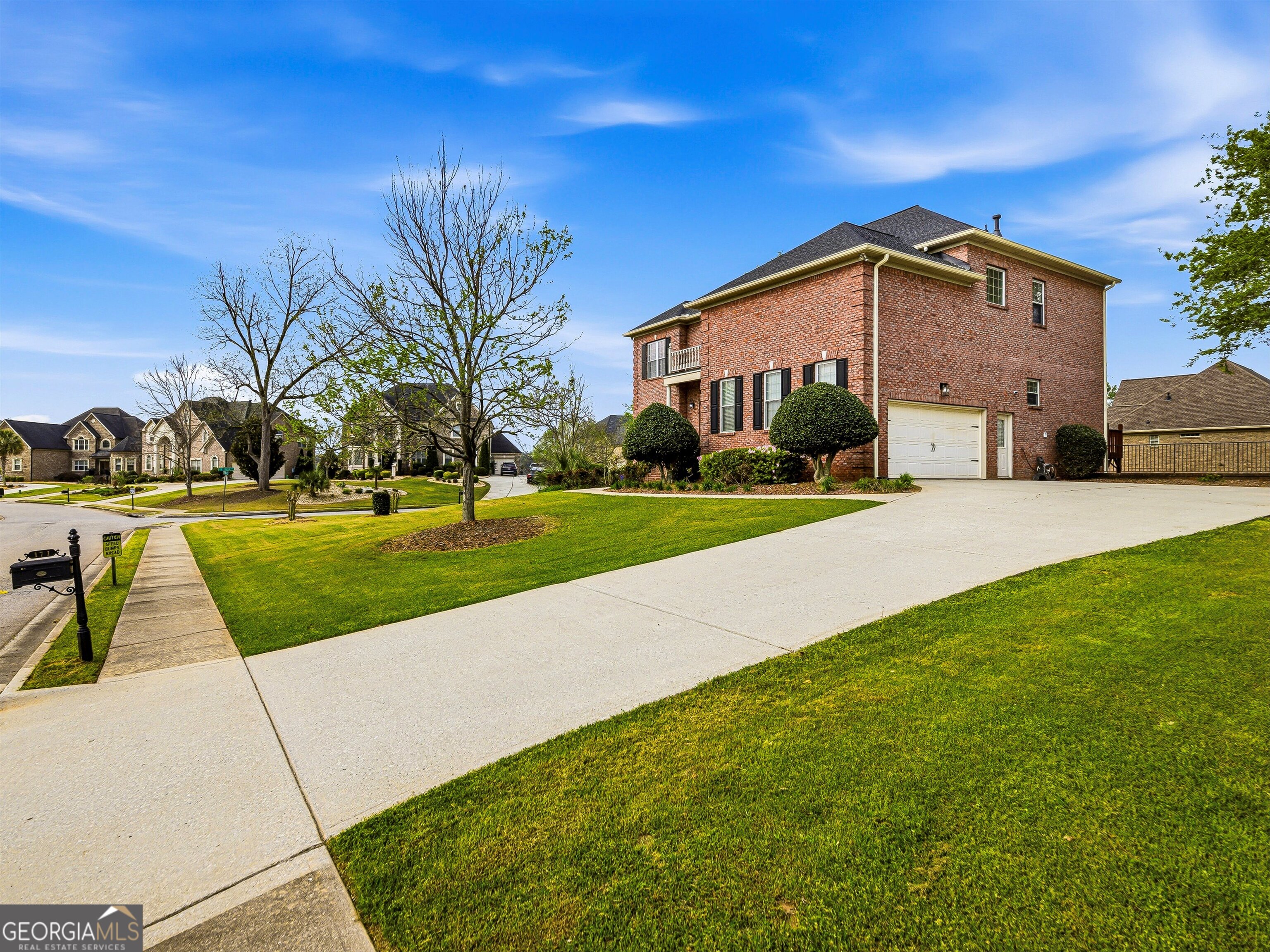 171 Crystal Lake BLVD
