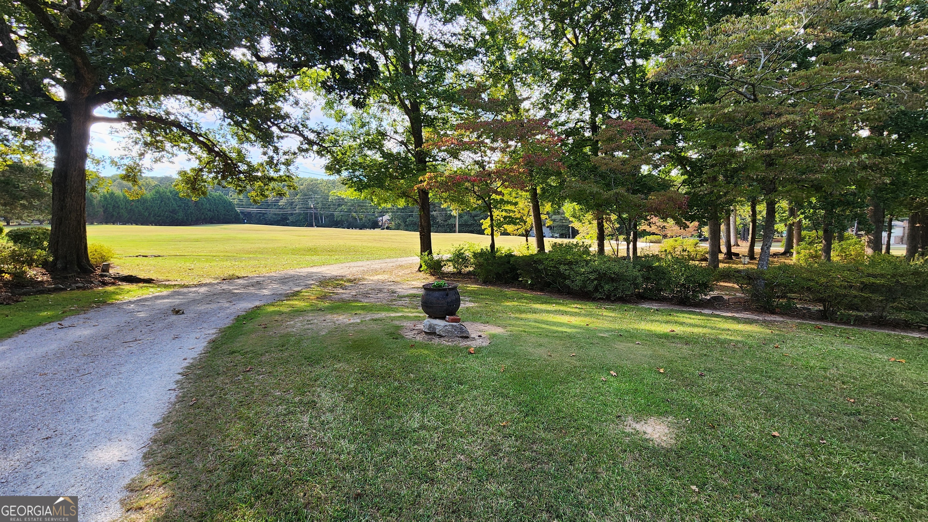 9300 Floyd RD