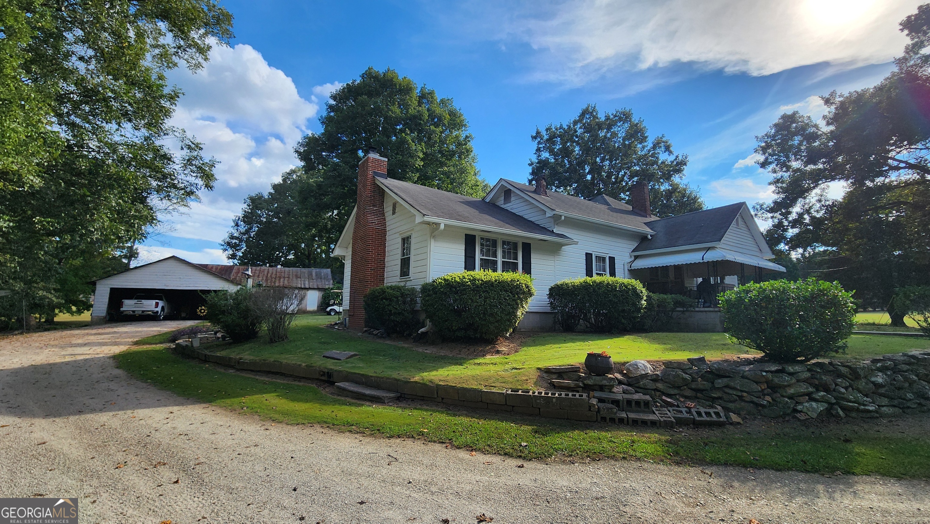 9300 Floyd RD