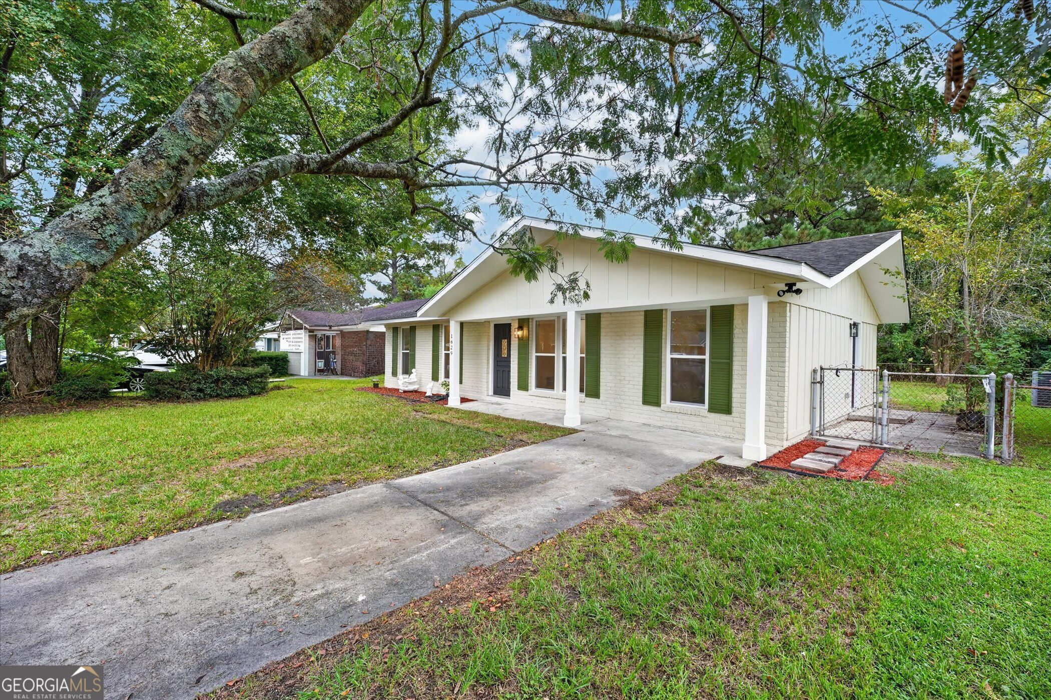 1629 Glen Ridge DR