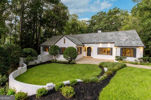 737 W Conway DR NW Atlanta GA 30327