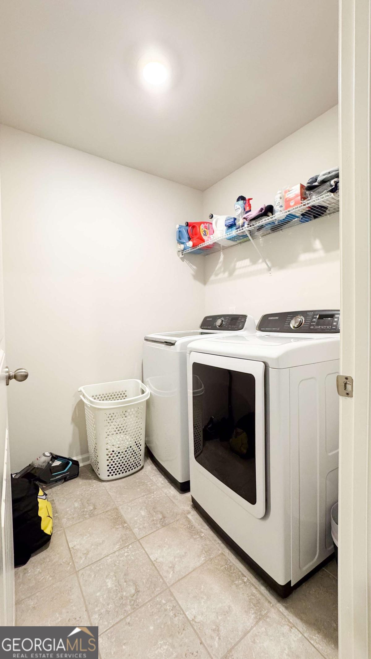 Town Lake Hills - Residential