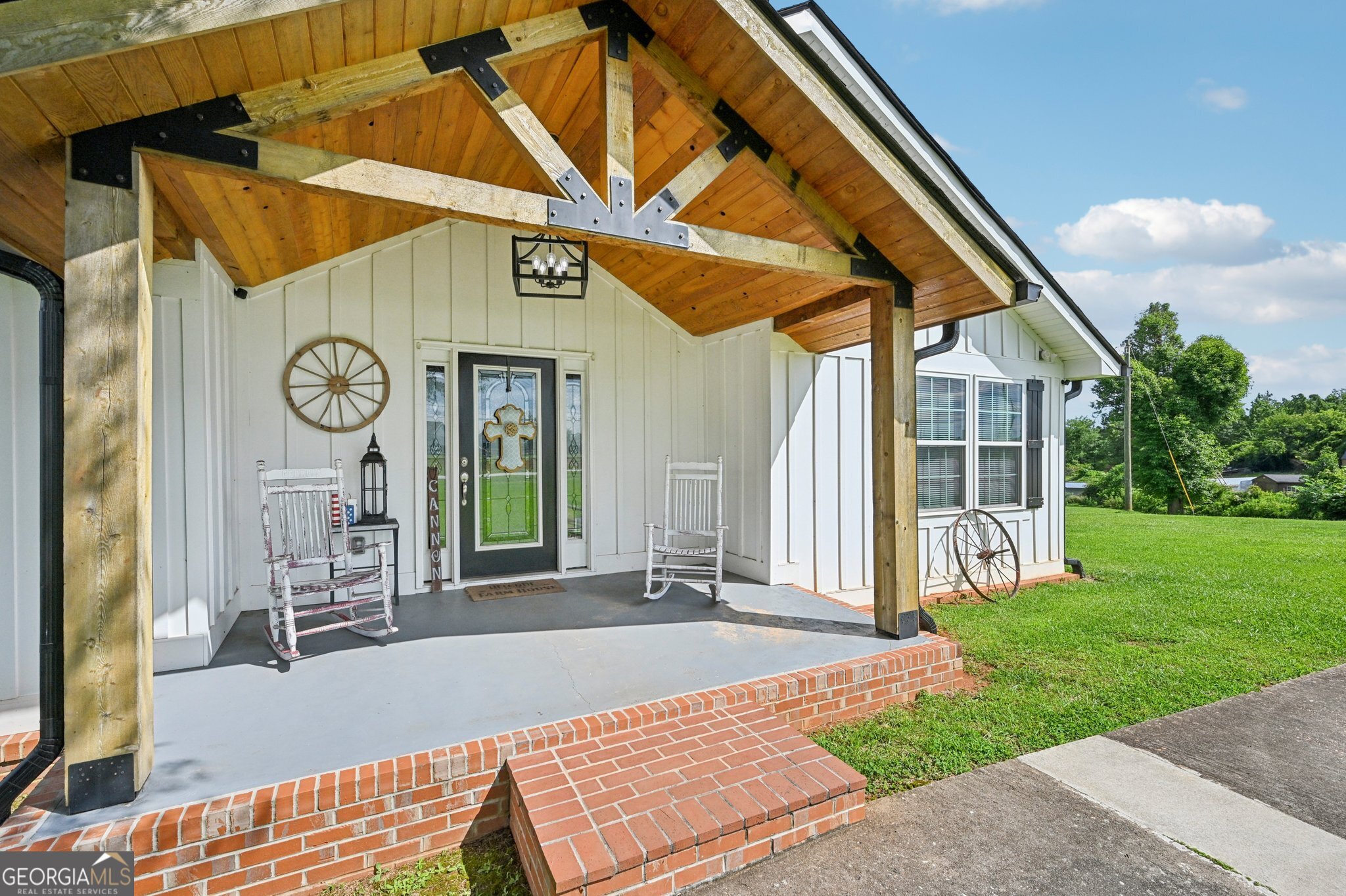 75 Davis McLendon WAY