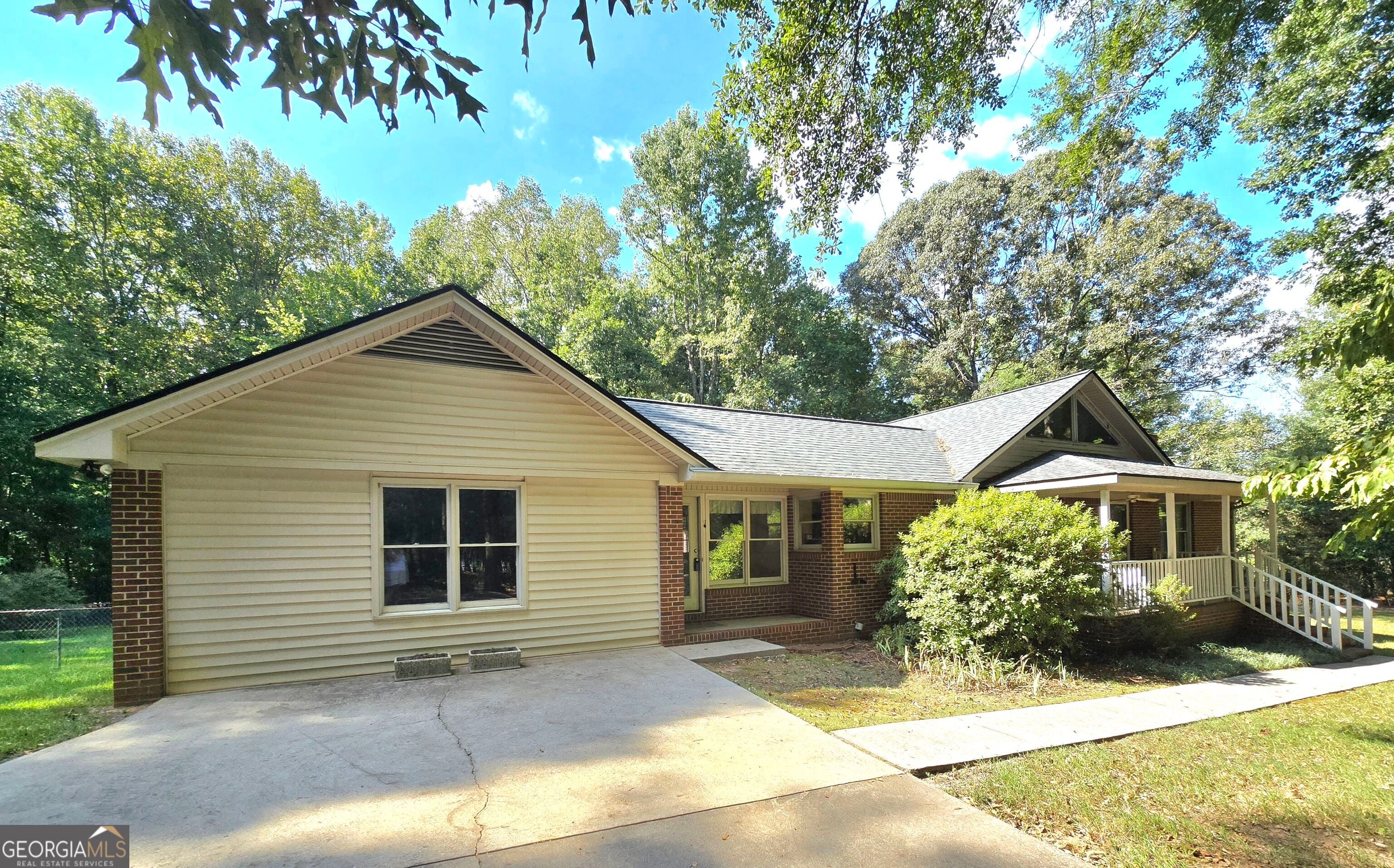 231 Orrs School RD