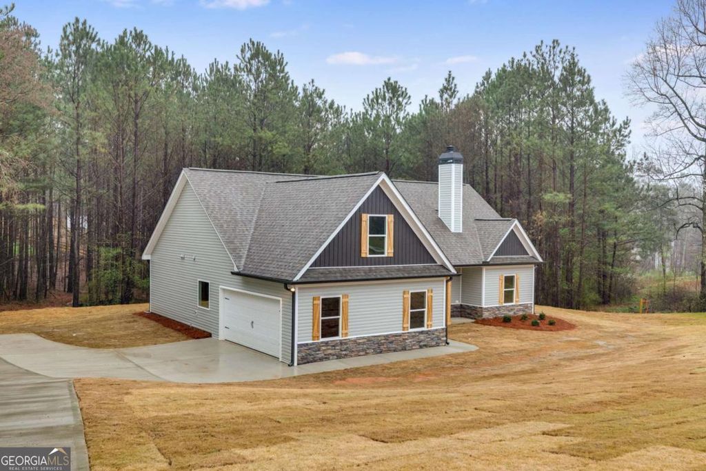 Photo of 7824 Georgia Highway 100, Buchanan, GA 30113 (MLS # 10655721)