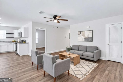 Photo for 205 Neil ST 6