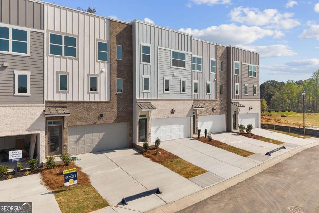 Photo of 3575 Overlook Rise Drive, Peachtree Corners, GA 30092 (MLS # 10725271)